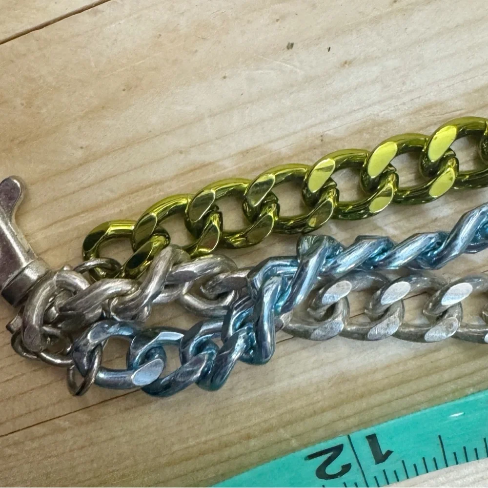 Multicolor Chain Belt Strap with Clasp for Belts. Good Condition. 2000’s